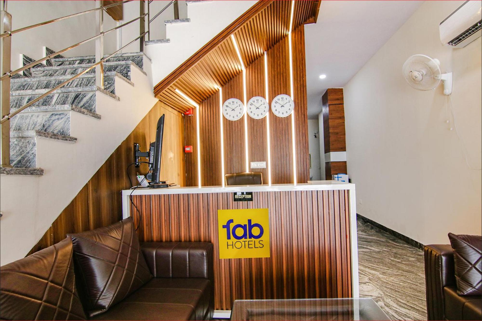 Fabhotel Hc South Crown Mohali ภายนอก รูปภาพ