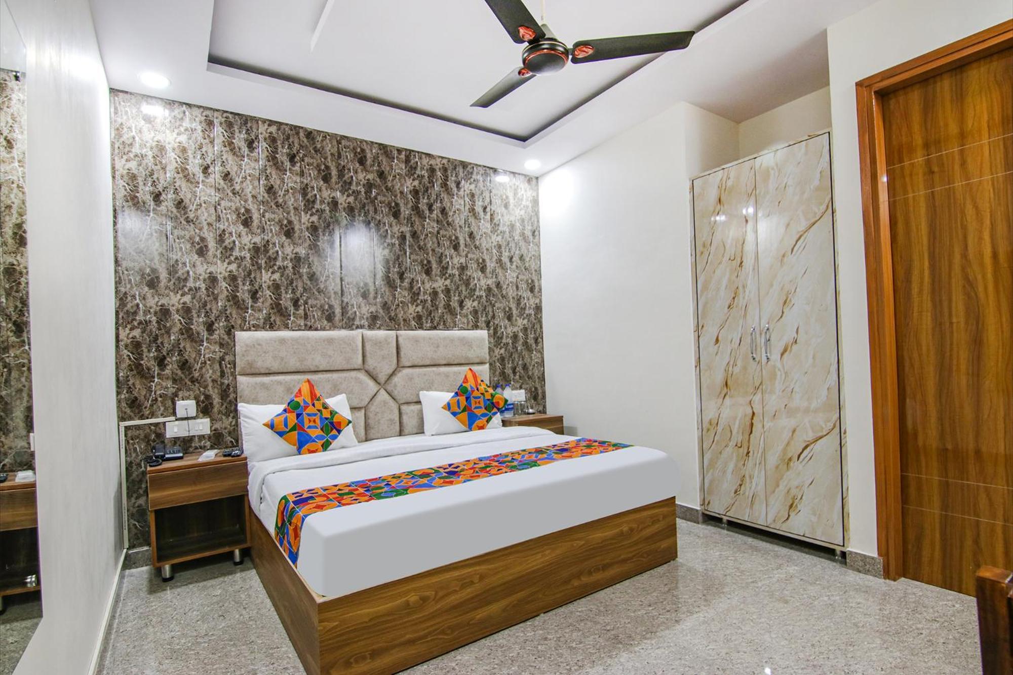 Fabhotel Hc South Crown Mohali ภายนอก รูปภาพ