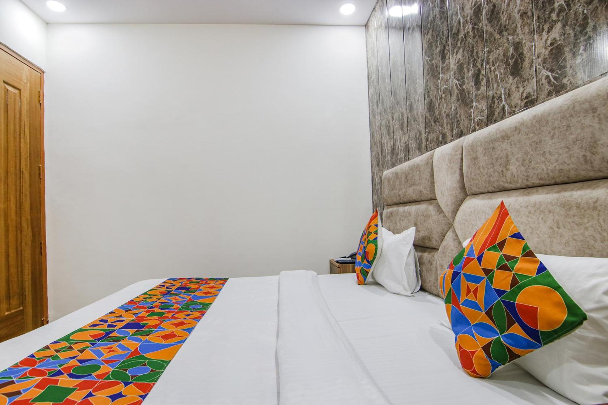 Fabhotel Hc South Crown Mohali ภายนอก รูปภาพ