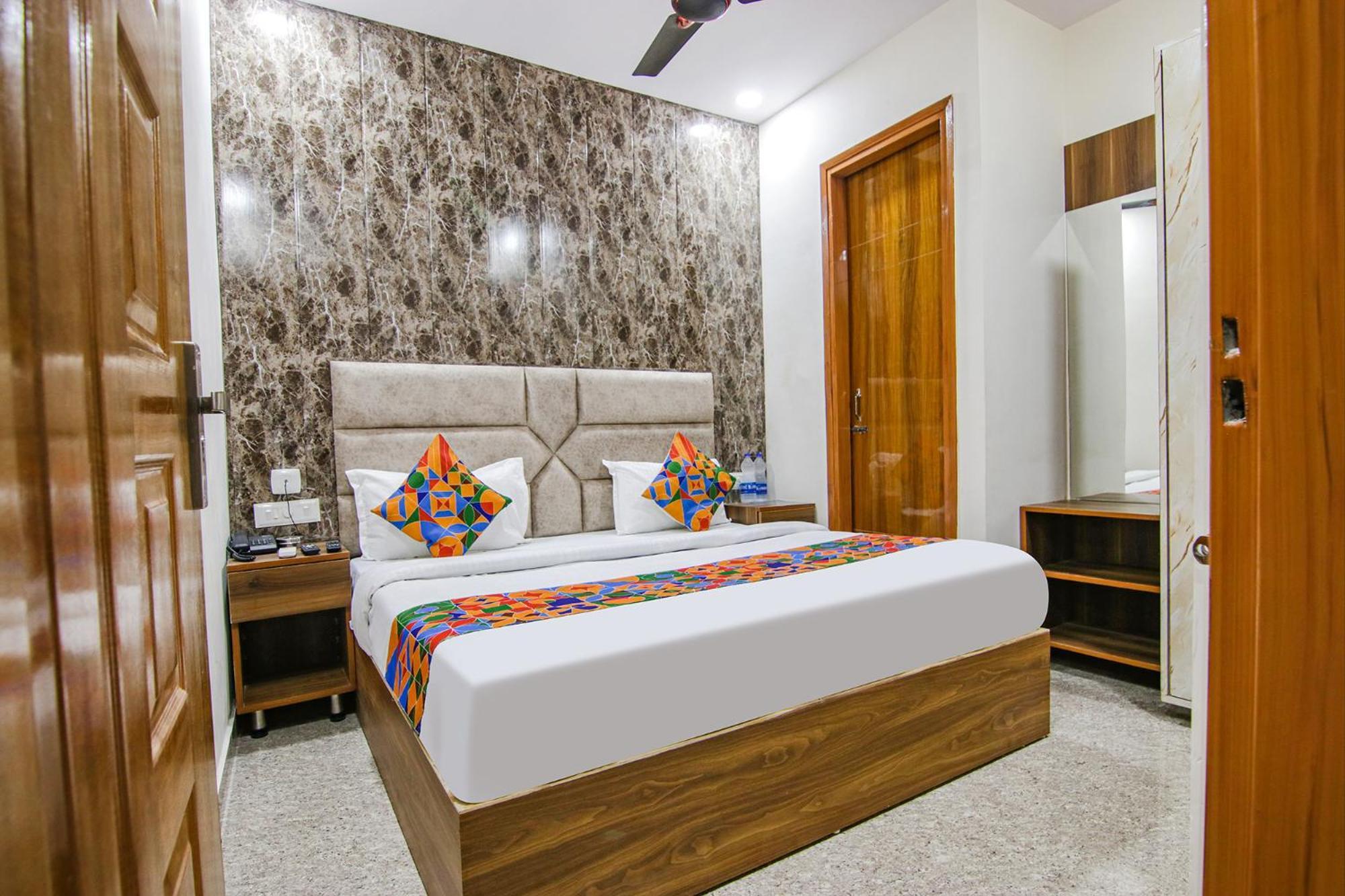 Fabhotel Hc South Crown Mohali ภายนอก รูปภาพ